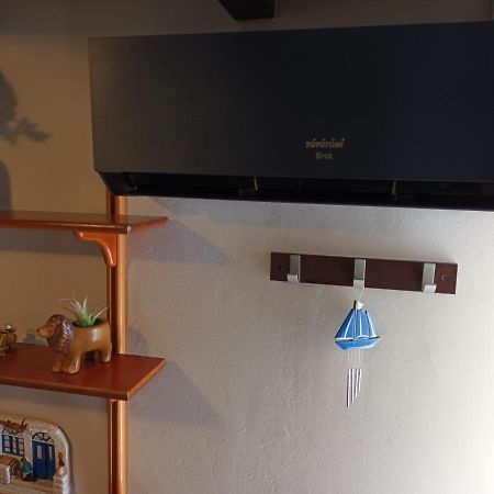 Top Floor Studio Near Metro&View&200Mbps Атина Екстериор снимка