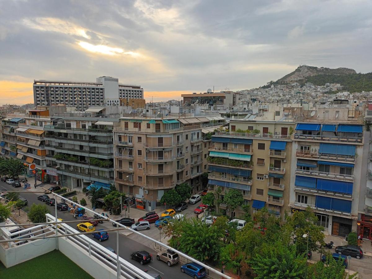 Top Floor Studio Near Metro&View&200Mbps Атина Екстериор снимка