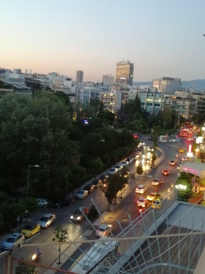Top Floor Studio Near Metro&View&200Mbps Атина Екстериор снимка